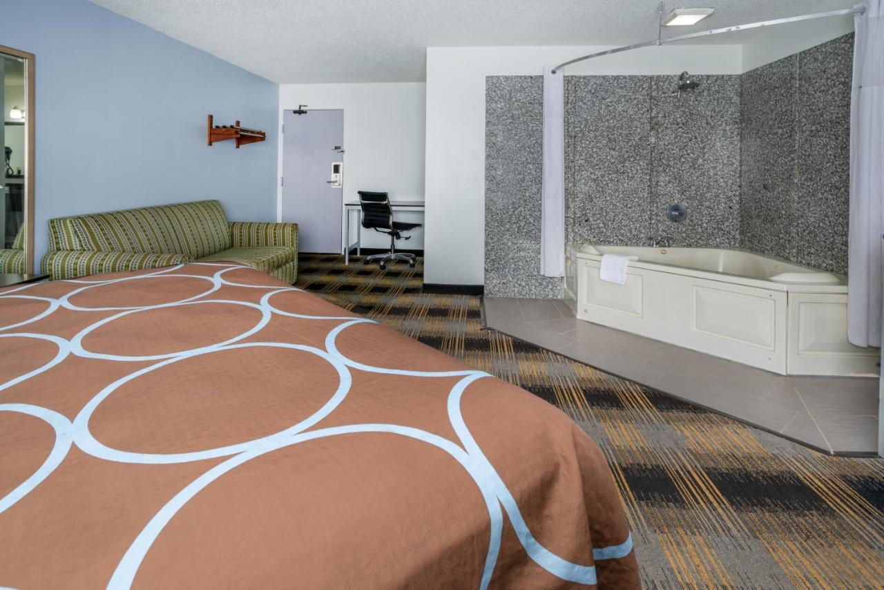 Super 8 By Wyndham Villa Rica Extérieur photo