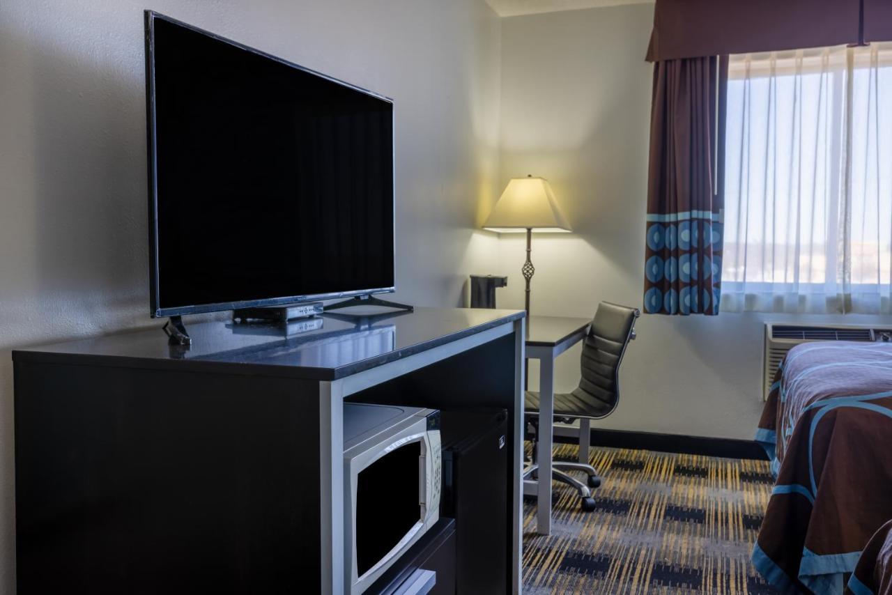 Super 8 By Wyndham Villa Rica Extérieur photo