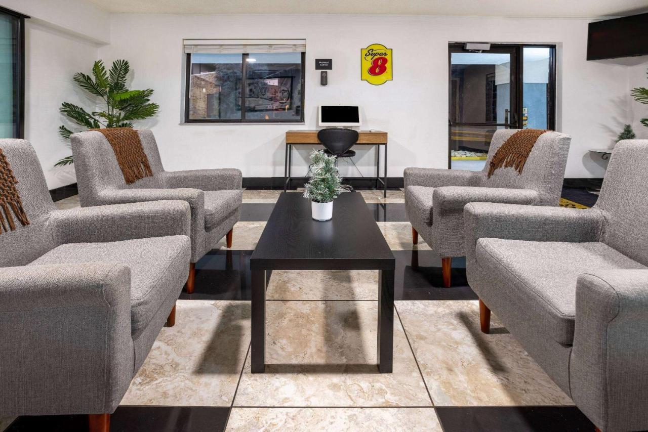 Super 8 By Wyndham Villa Rica Extérieur photo